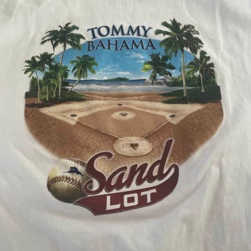 Tommy Bahama Baseball Tee Large
